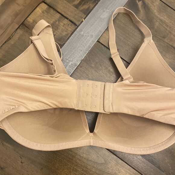 Skims Bra 34D For Every Body nude unlined - Picture 3 of 7